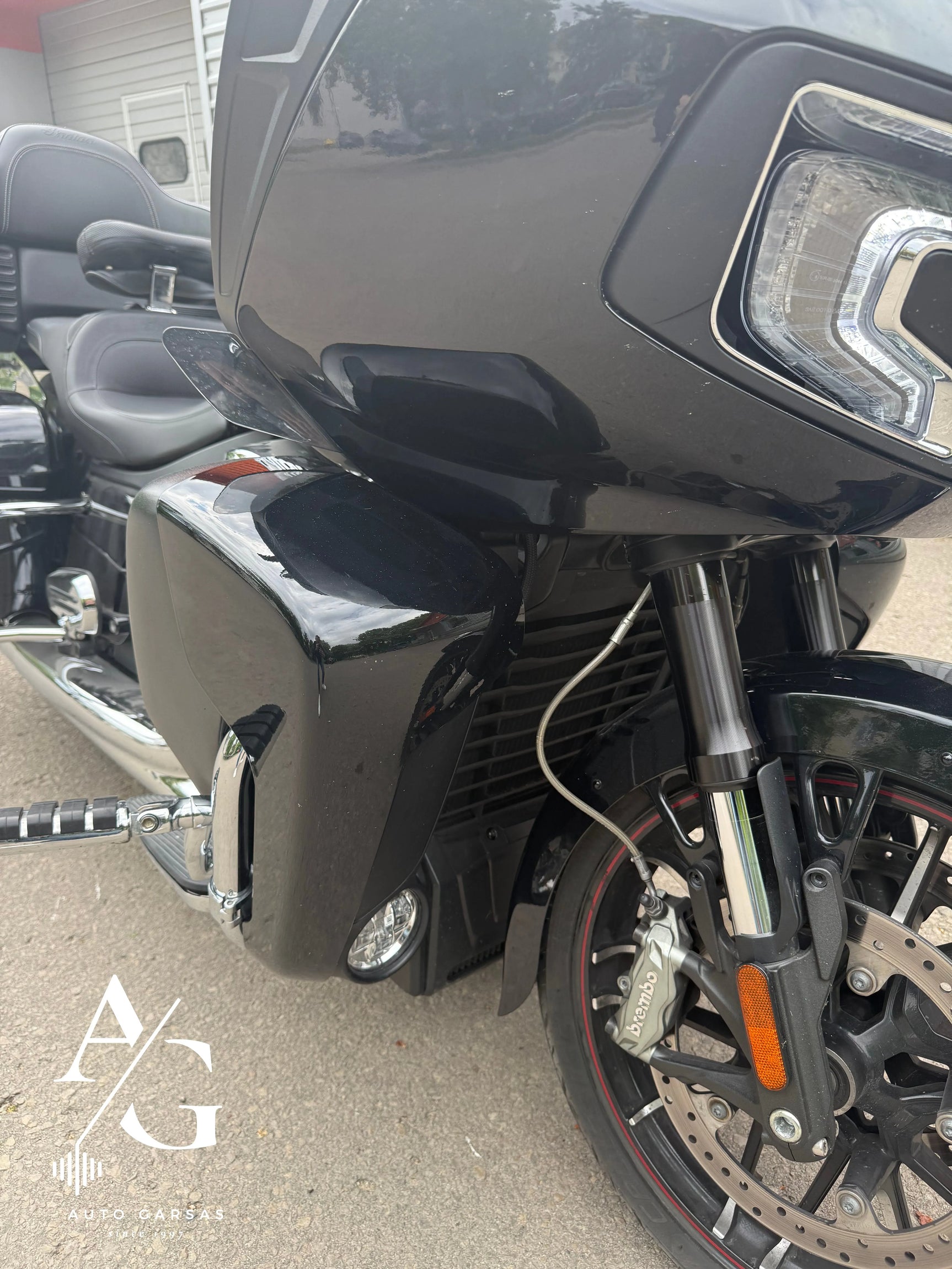 Indian motociklas (2025m) - Garso aparatūra