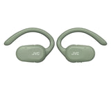 JVC, HA-NP40T-GU, žalios sp. dinaminės ausinės - Šoninis ausinių vaizdas su JVC logotipu