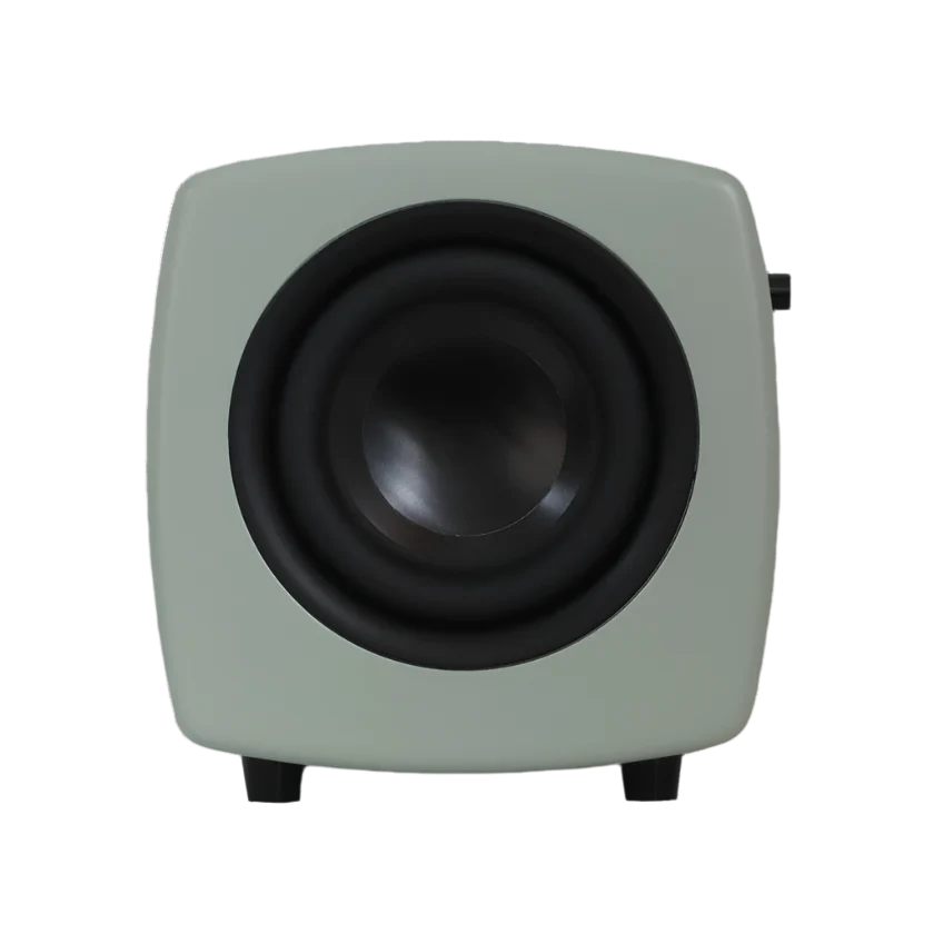 Jamo Cube Subwoofer, aktyvi žemų dažnių kolonėlė - šoninis vaizdas su jungtimi