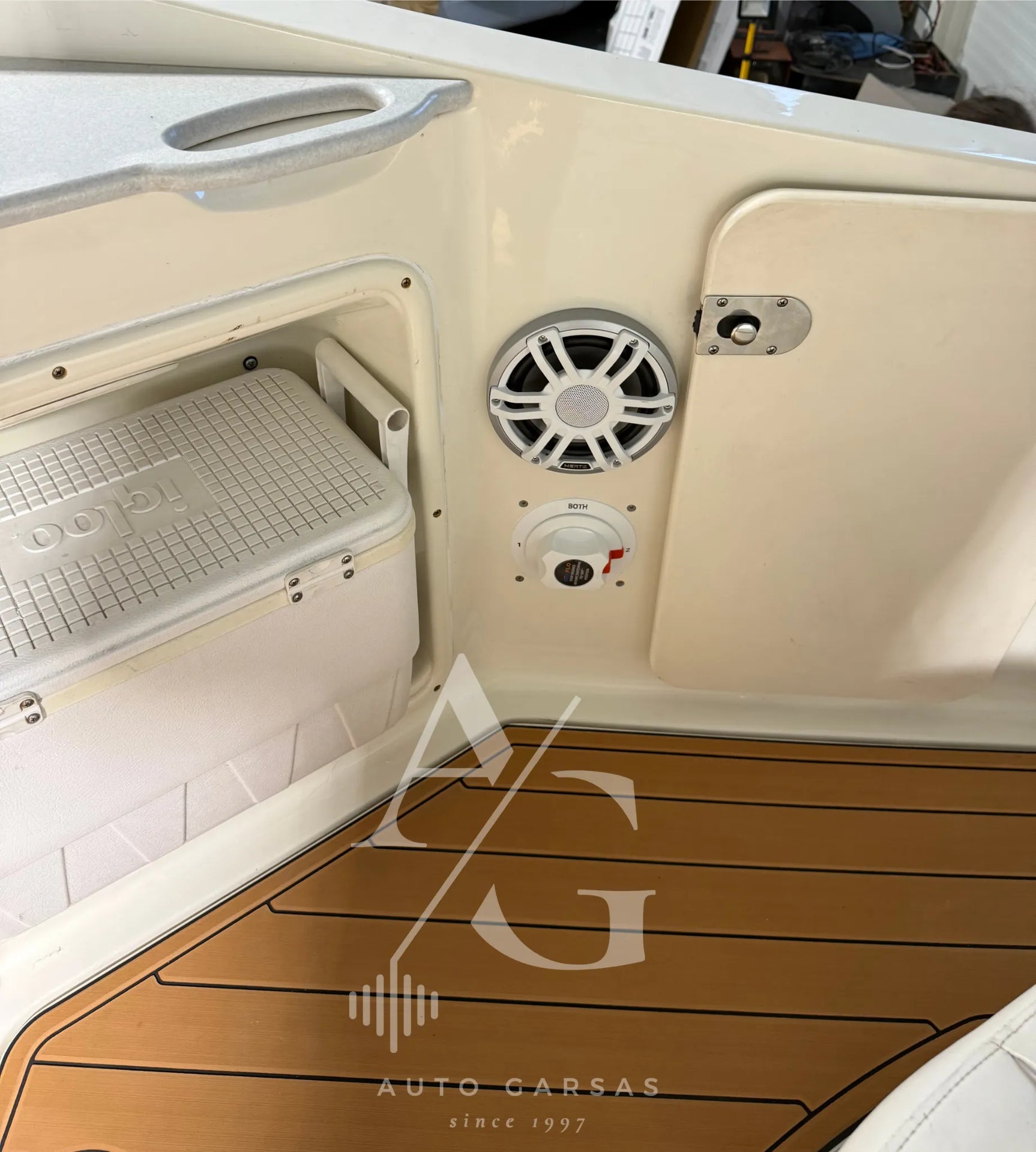 Kateris STINGRAY, Garso aparatūra 2025