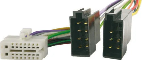 LACLRC02, Jungtis Clarion 718 R - ISO