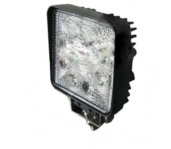LED žibintas, kvadratinis 27W, 9x3W flood - Šoninis vaizdas su aušinimo briaunomis