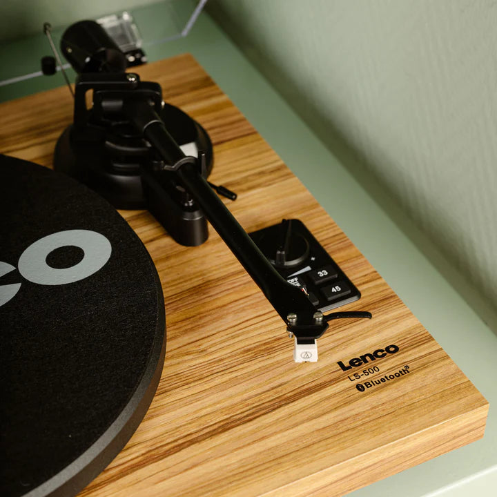 Lenco LS-500OK, patefonas su įmontuotu garso stiprintuvu ir dviem garso kolonėlėmis