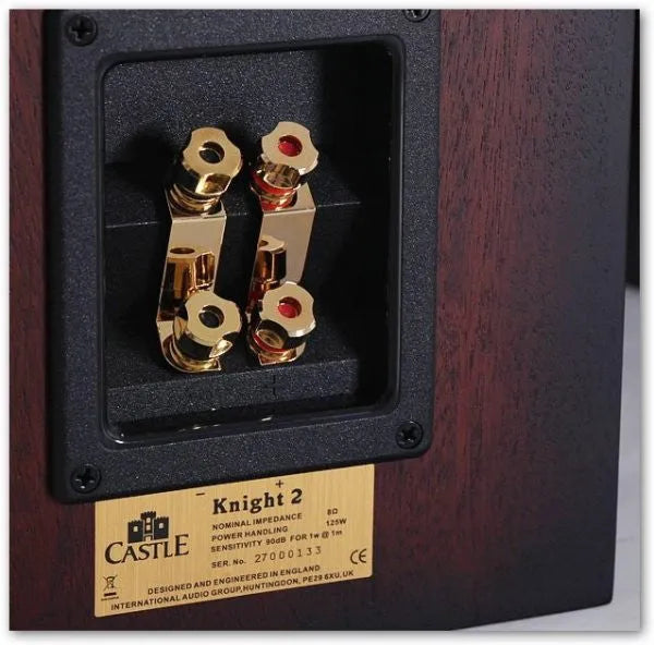 Lentyninės garso kolonėlės Castle Knight 2, 2-jų juostų