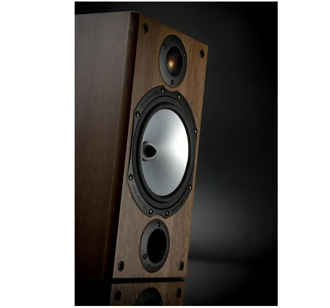 Lentyninės garso kolonėlės Monitor Audio MR2, 100W, 2-jų juostų