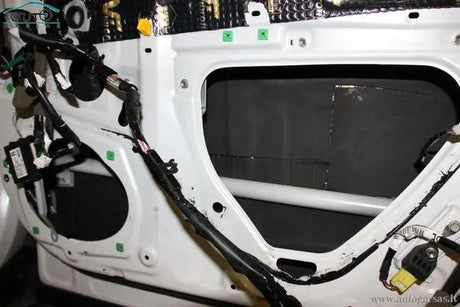 Lexus RX 2014 garso vibro izoliacijos įrengimas