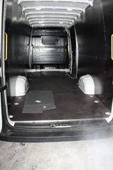 MAN mikroautobuso sienų, grindų arkų, įrengimas drėgmei atsparia faniera