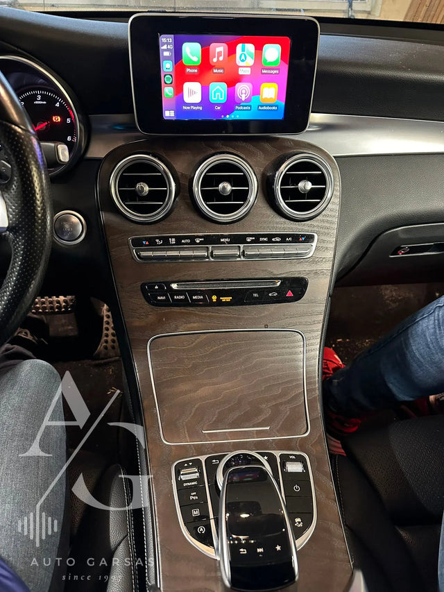 MB GLC CarPlay