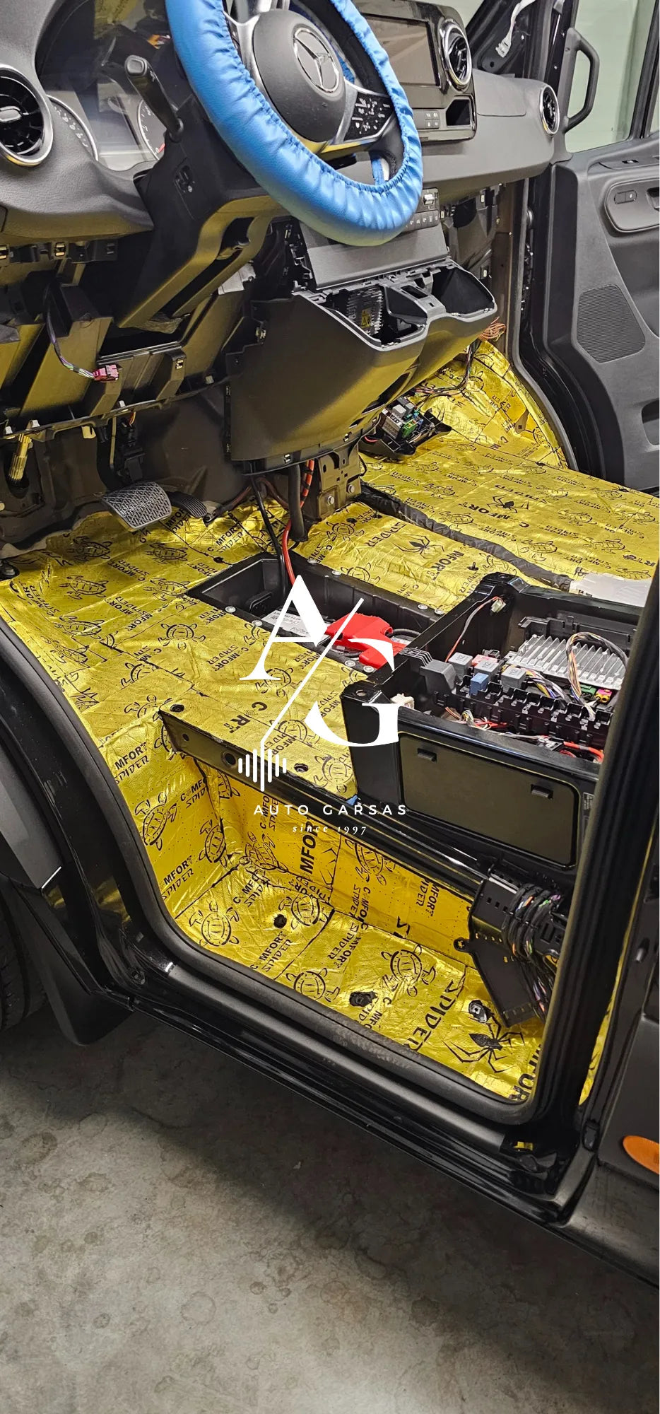 Mercedes Benz Sprinter 2025m - Garso izoliacija