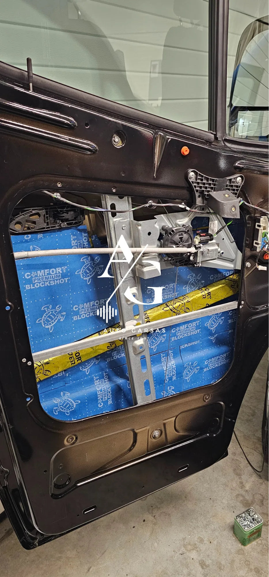 Mercedes Benz Sprinter 2025m - Garso izoliacija