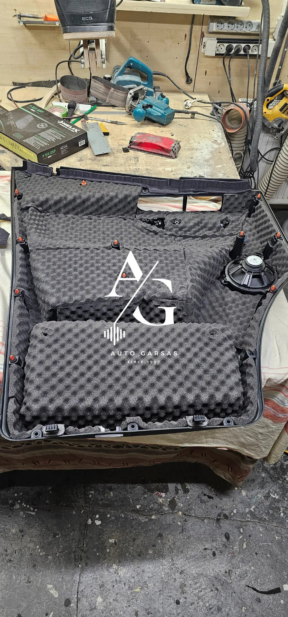 Mercedes Benz Sprinter 2025m - Garso izoliacija