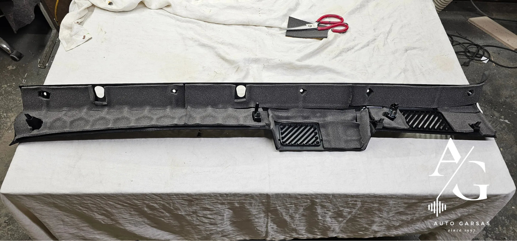 Mercedes Benz Sprinter 2025m - Garso izoliacija