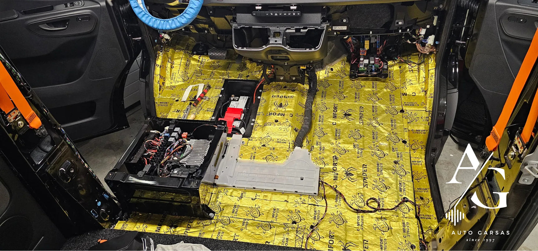 Mercedes Benz Sprinter 2025m - Garso izoliacija