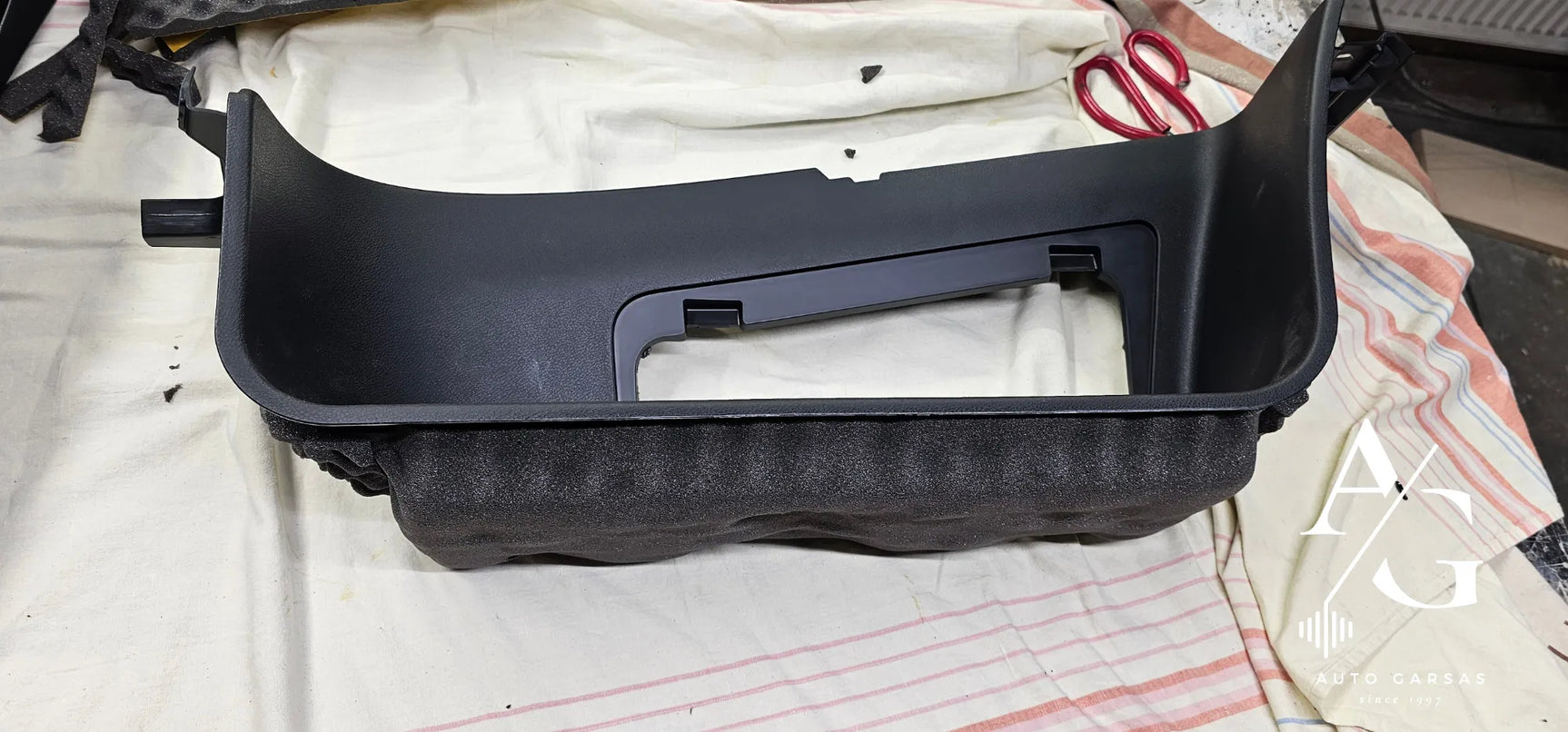 Mercedes Benz Sprinter 2025m - Garso izoliacija