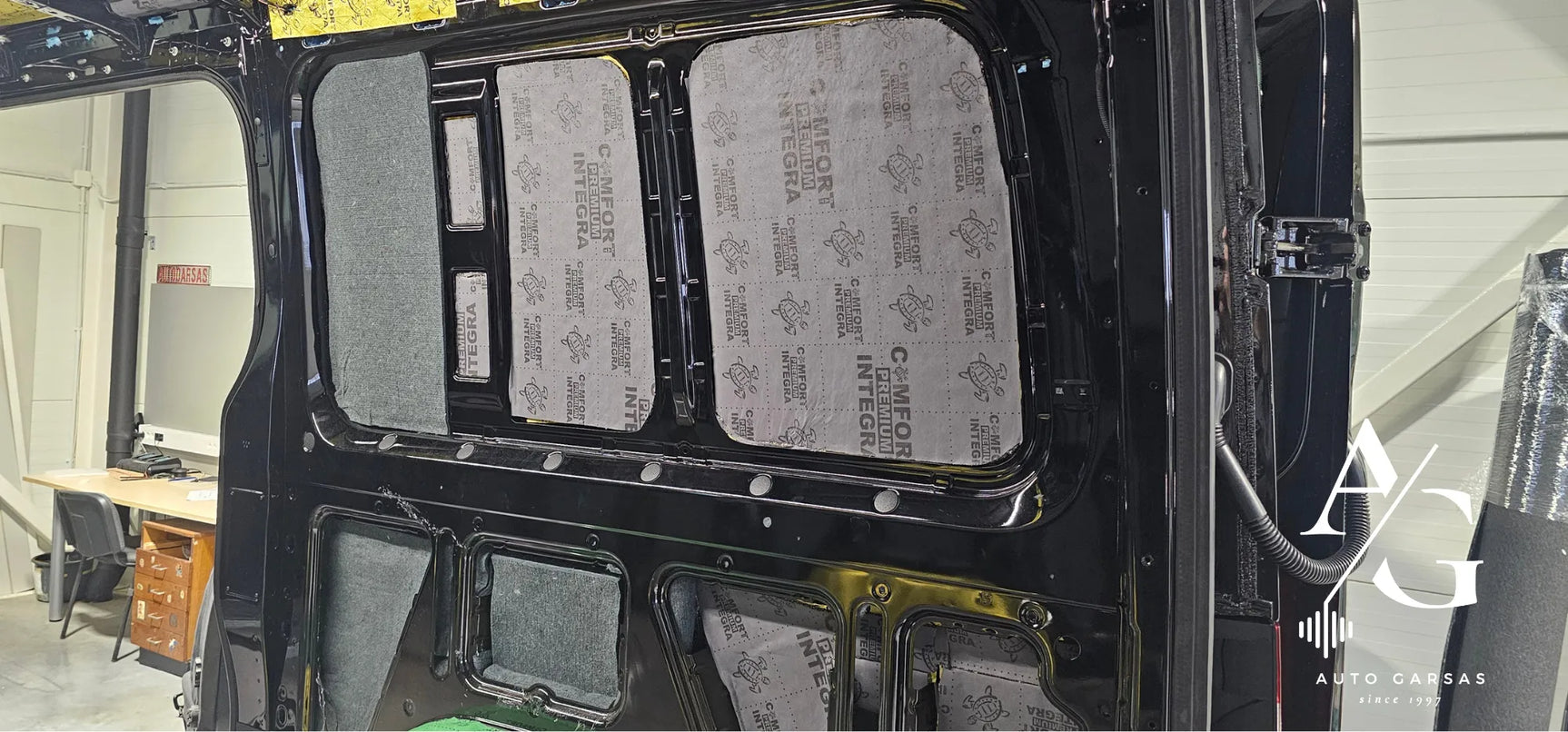 Mercedes Benz Sprinter 2025m - Garso izoliacija