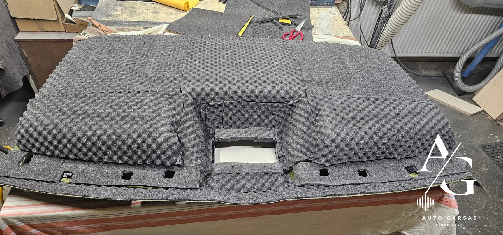 Mercedes Benz Sprinter 2025m - Garso izoliacija