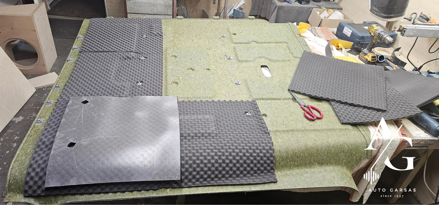 Mercedes Benz Sprinter 2025m - Garso izoliacija