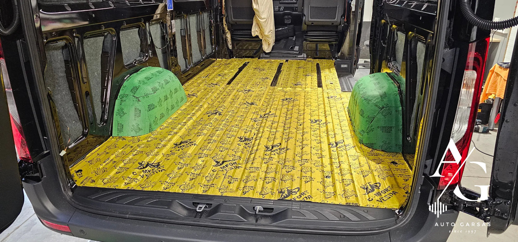 Mercedes Benz Sprinter 2025m - Garso izoliacija