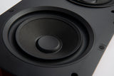 Martin Logan XTW6-LCR, į sieną montuojama garso kolonėlė - Garsiakalbio detali vaizdas su logotipu
