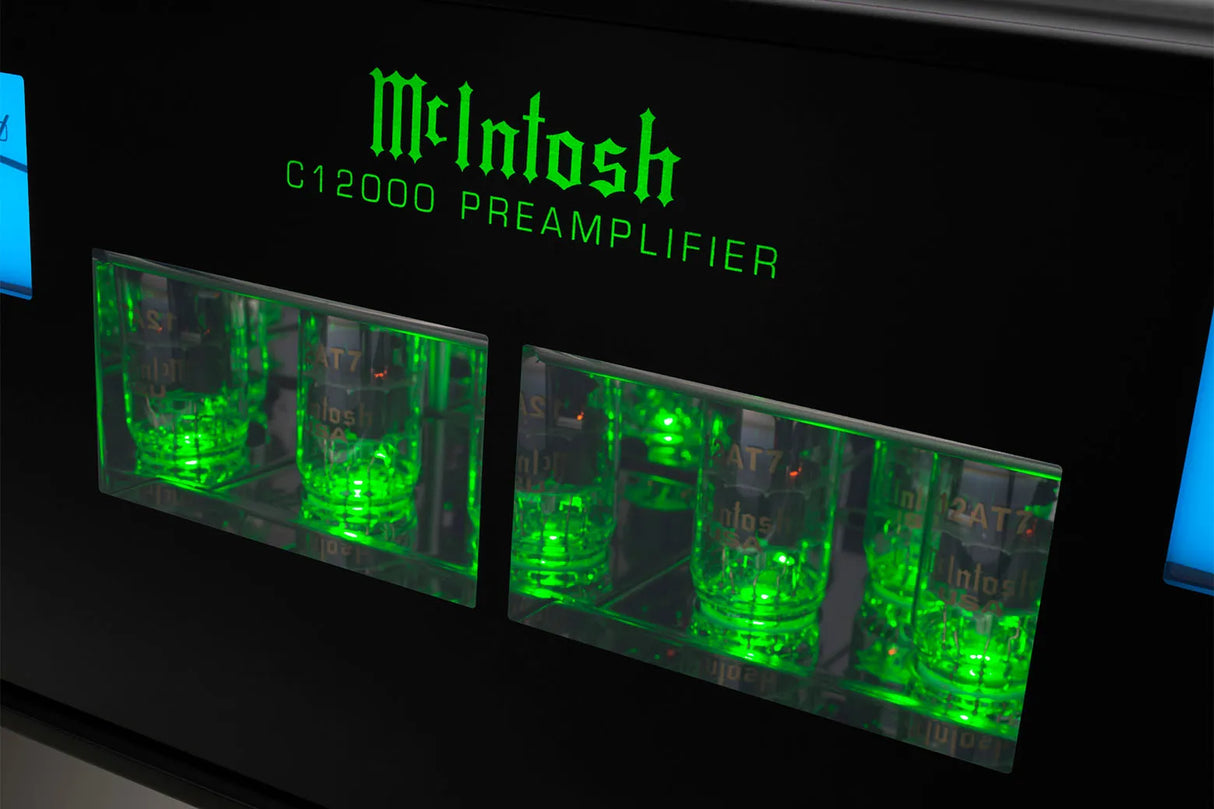McIntosh C12000, 2-ių kanalų stereo lempinis pradinis stiprintuvas - apšviestos lempos su McIntosh užrašais