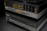 McIntosh C12000, 2-ių kanalų stereo lempinis pradinis stiprintuvas - galinė panelė su daugybe jungčių