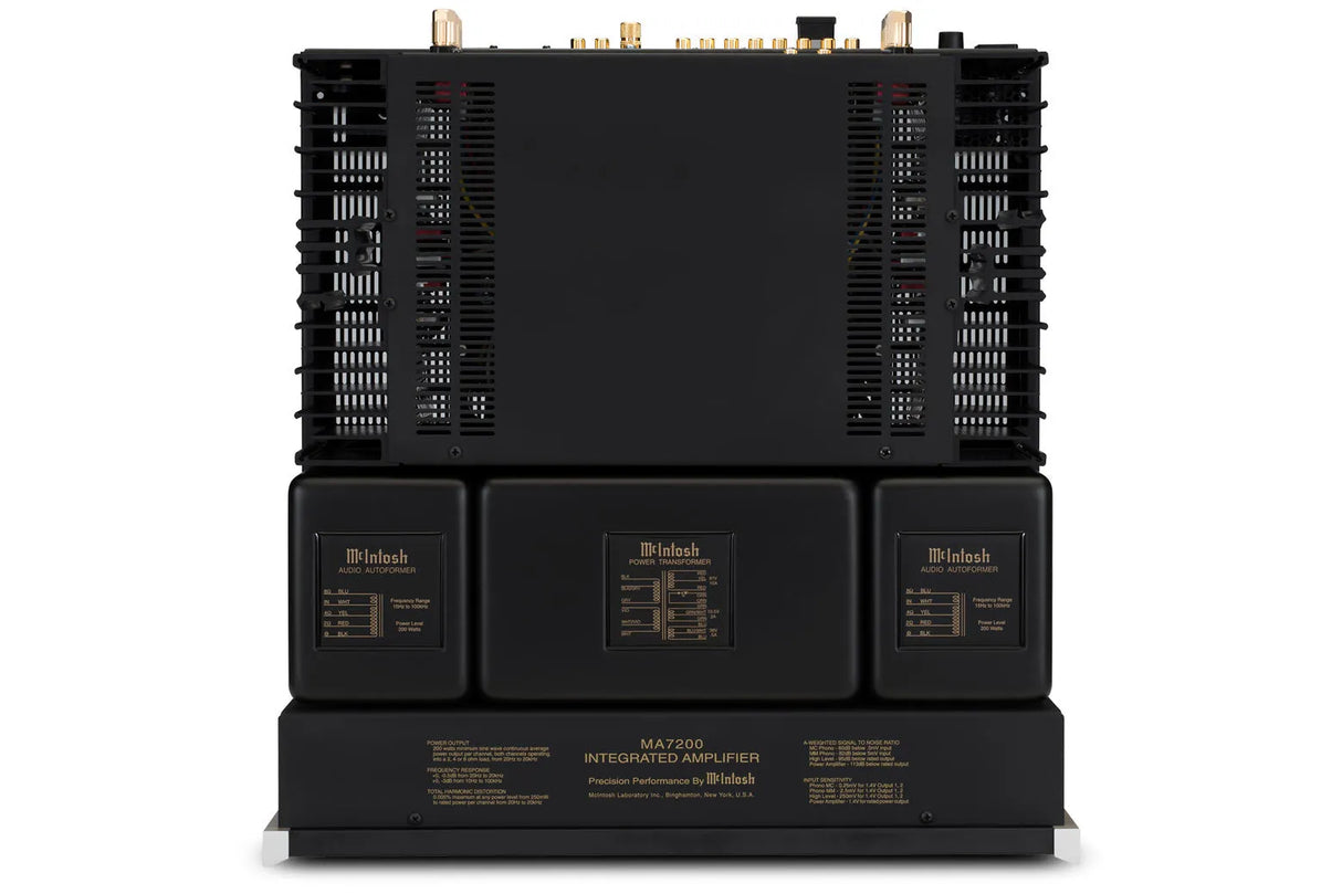 McIntosh MA7200, 2-jų kanalų integruotas stereo stiprintuvas - Trys transformatoriai ir ventiliacijos grotelės viršuje