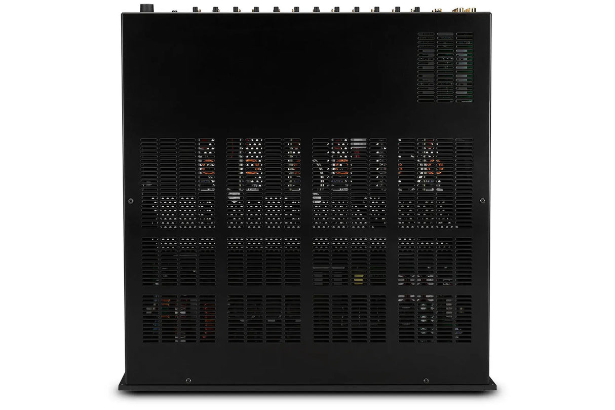 McIntosh MI1250, 12-os kanalų galios stiprintuvas