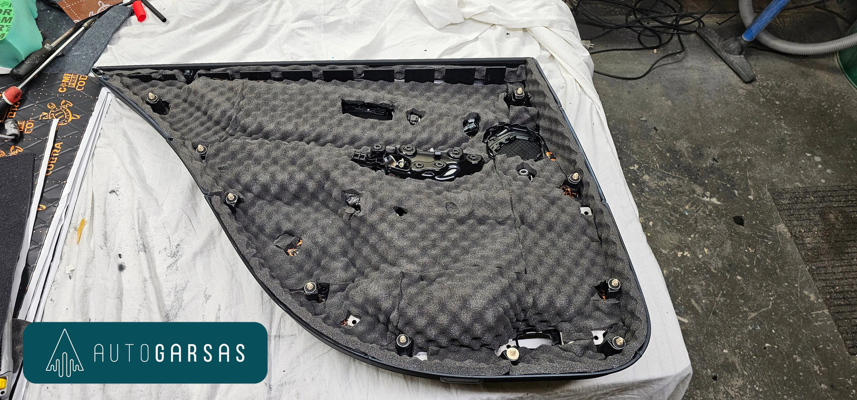 Mercedes Benz AMG GT63S (2019-2023m) pilna automobilio HIGH END garso izoliacija