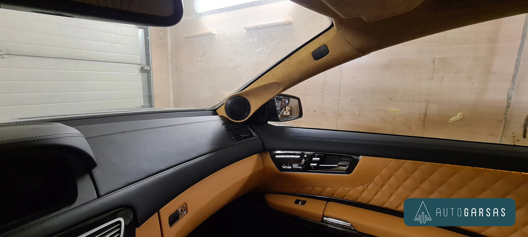 Mercedes-Benz CL 65 AMG - garso aparatūra, dalinė garso izoliacija