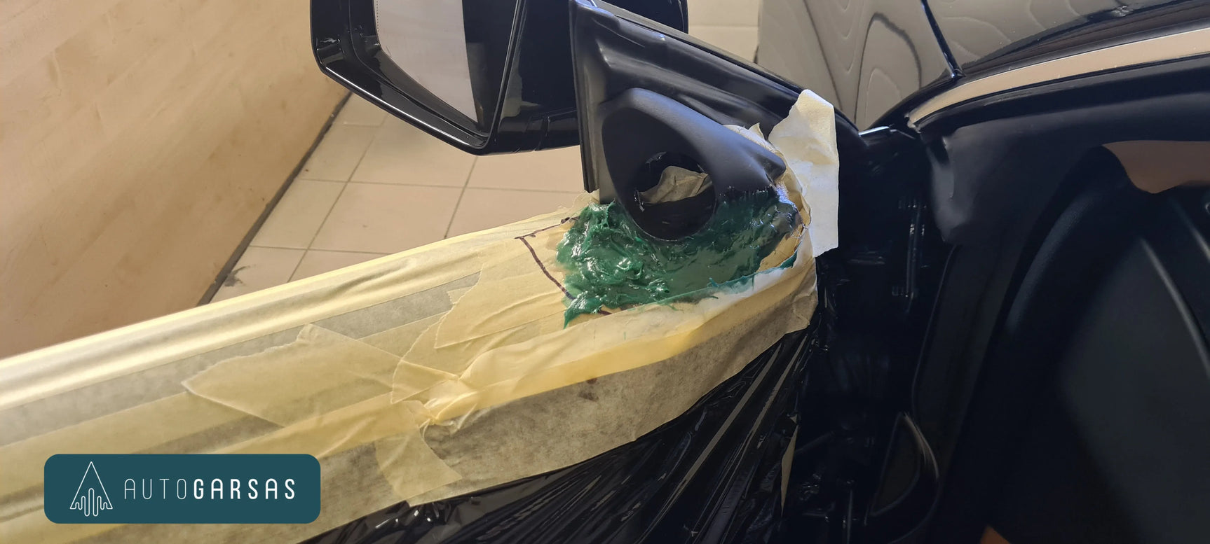 Mercedes-Benz CL 65 AMG - garso aparatūra, dalinė garso izoliacija