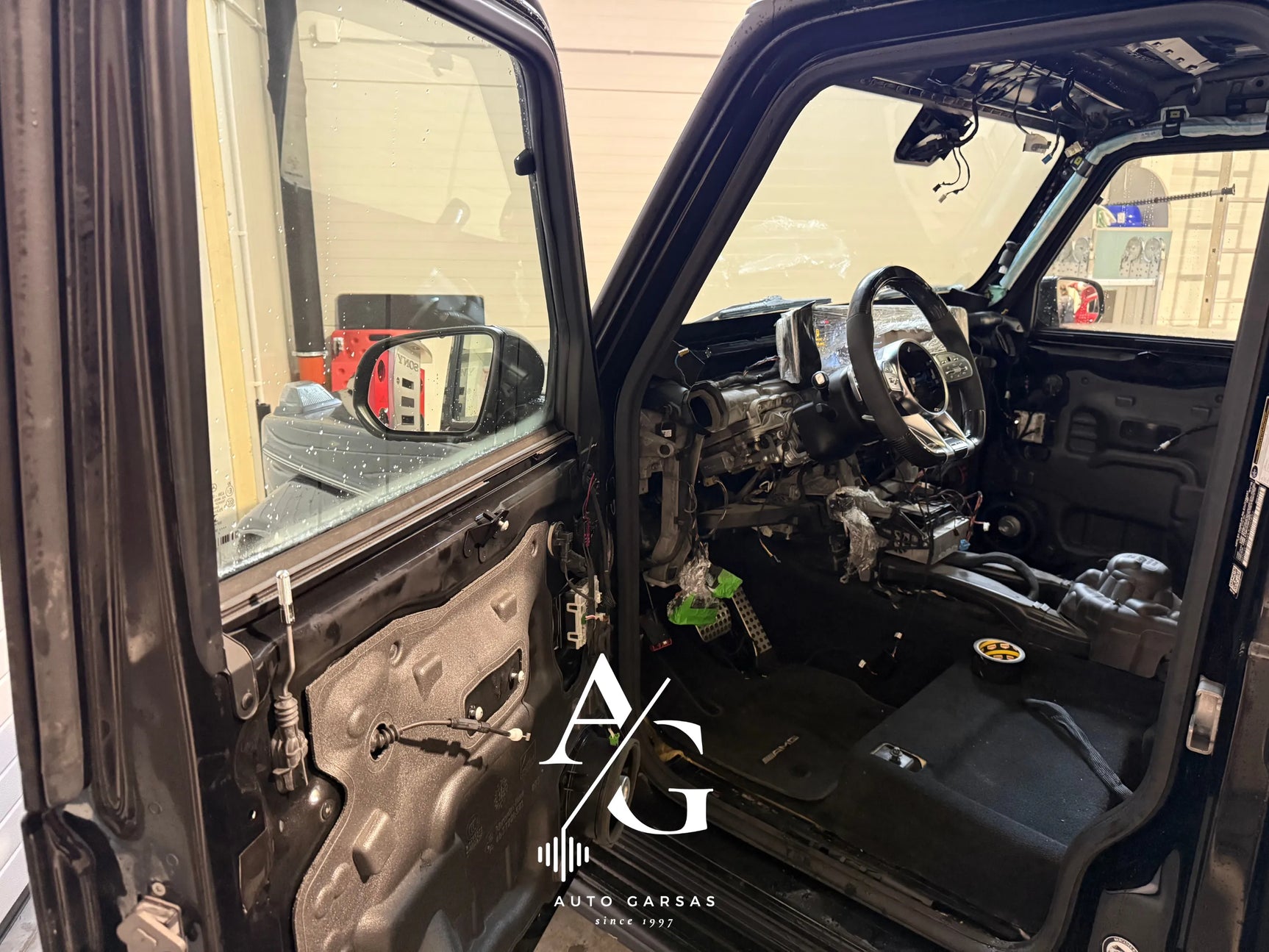 Mercedes-Benz G-Class (2026m) - Pilna garso izoliacija