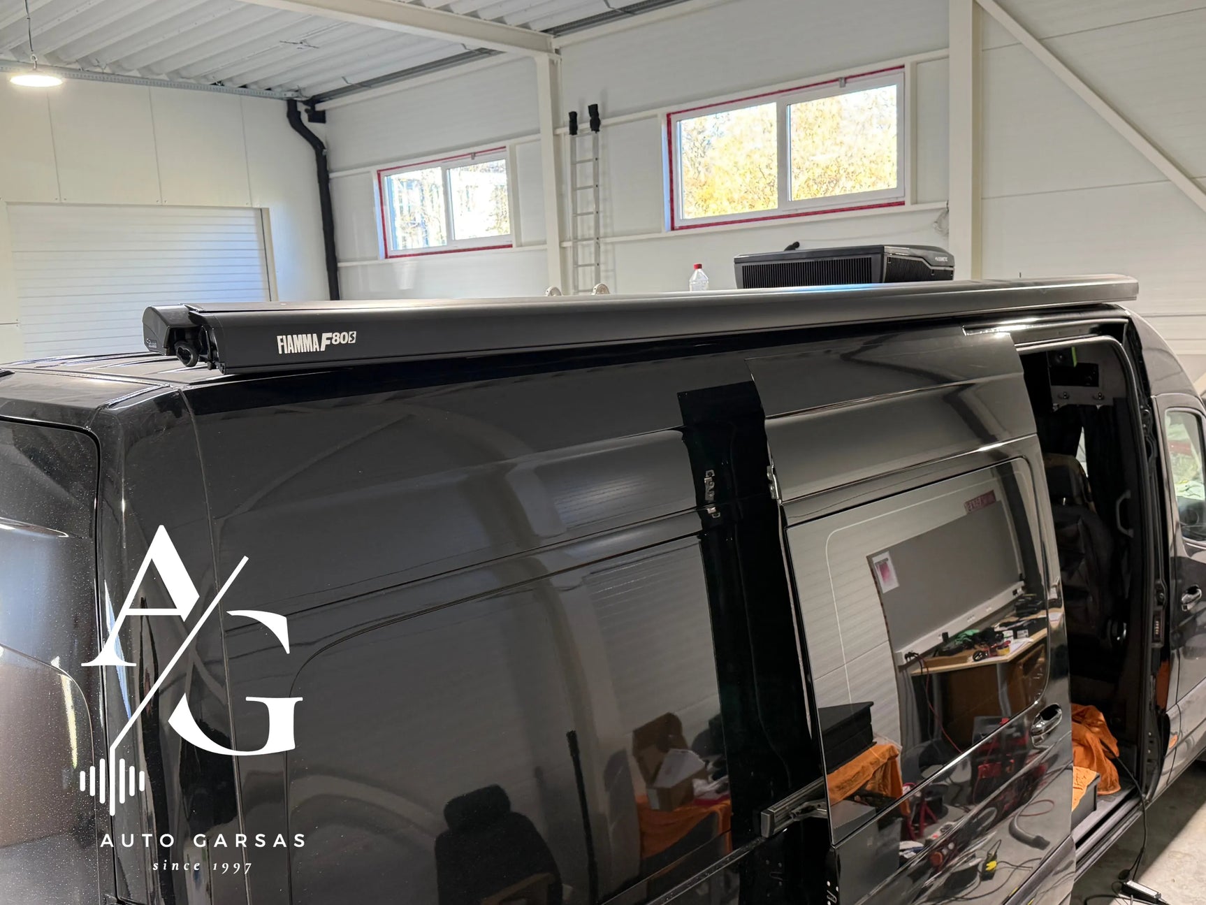 Mercedes Benz Sprinter 2025m - Kondicionieriaus montavimas