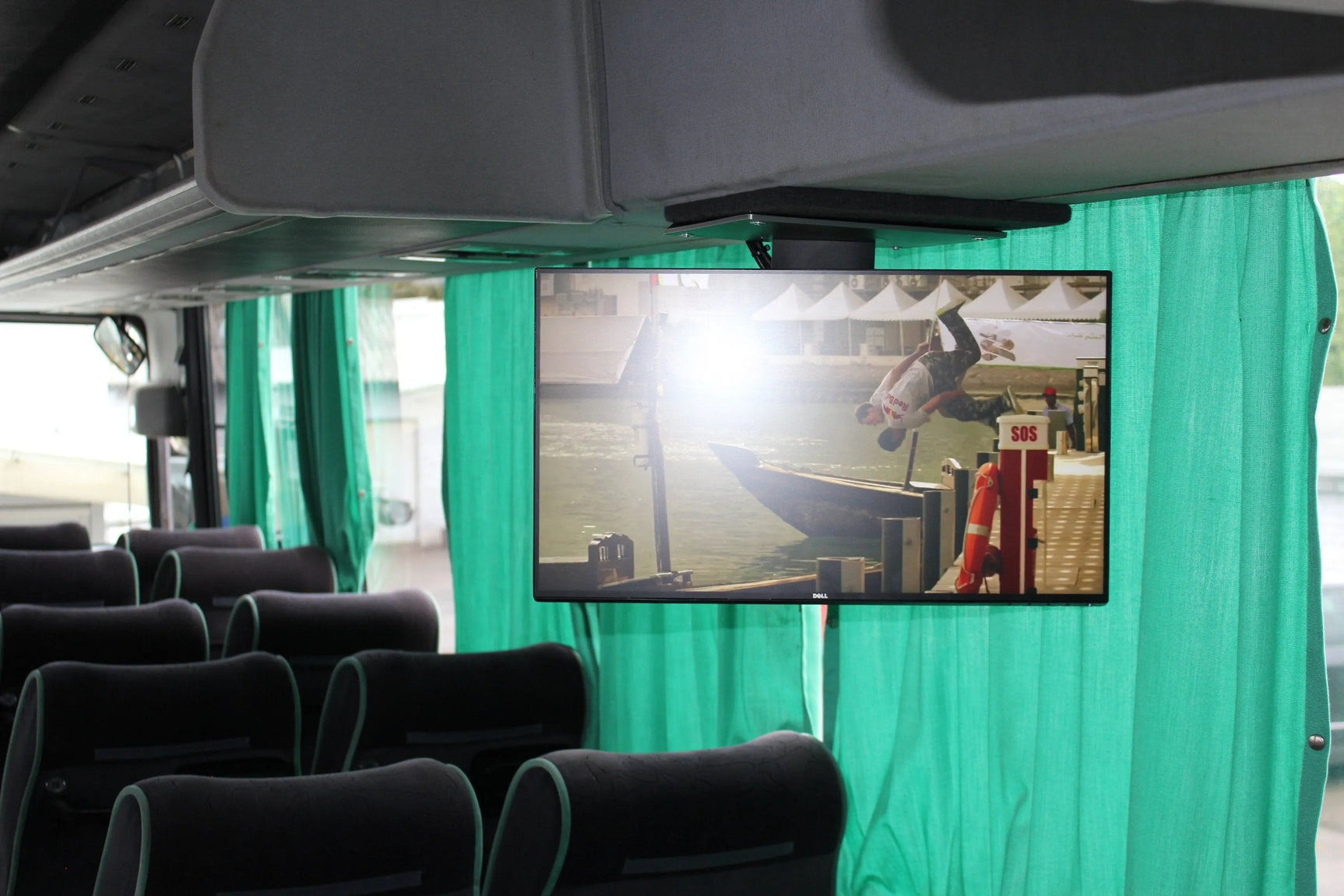 Monitorių, IP TV, Wifi, HD grotuvo montavimas Autobuse