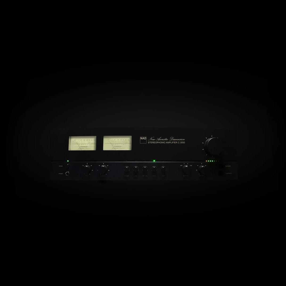 NAD C 3050, stereo garso stiprintuvas su DAC, HDMI eARC, Dirac Live - du matuokliai ir mygtukai iš arti
