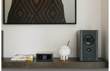 NAD M10 V3, BluOS tinklinis stiprintuvas su Dirac Live, HDMI eARC - Stiprintuvo ekranas su muzika ir valdikliais