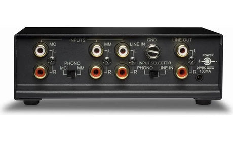 NAD PP4, Skaitmeninis Phono USB pirminis stiprintuvas - galinė panelė su jungtimis ir jungikliais