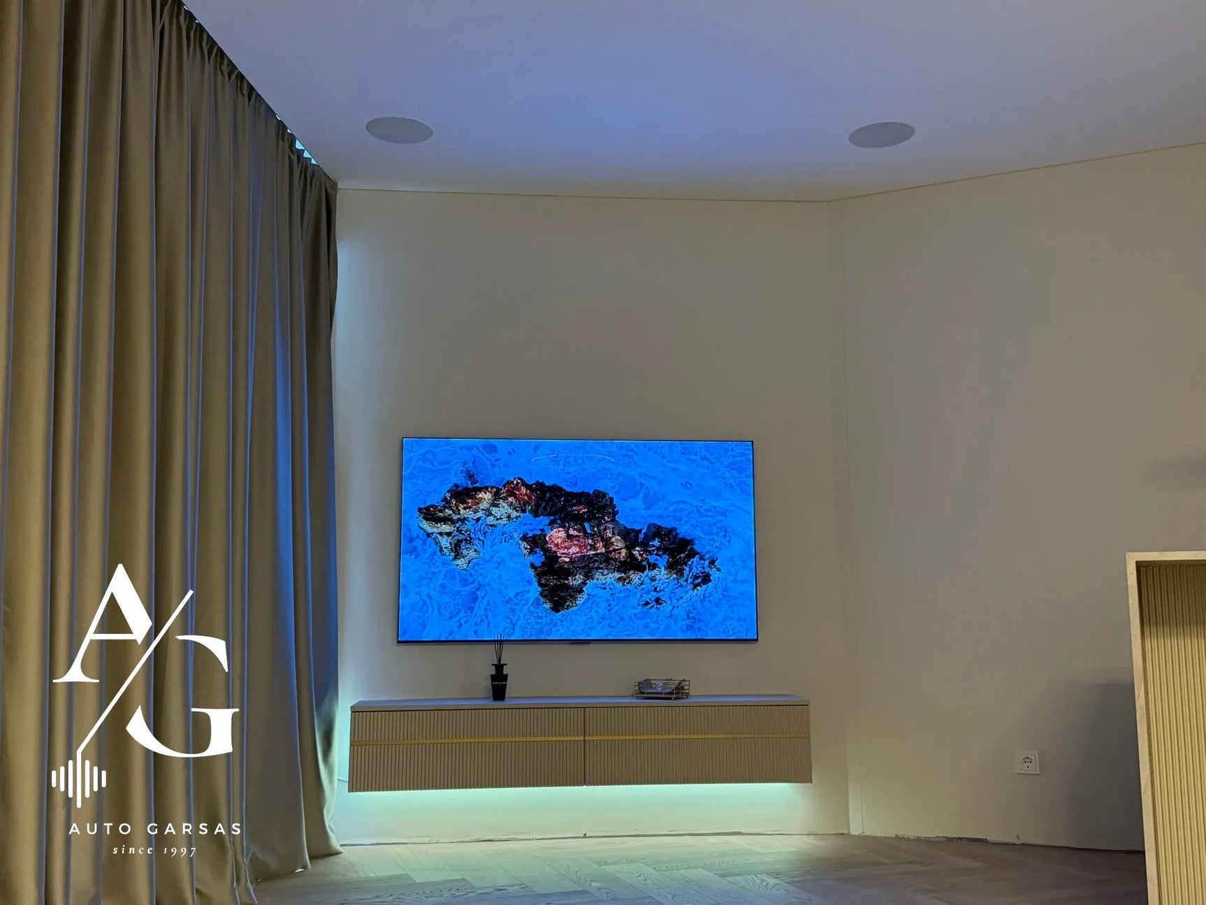 Namų garso technika 2025