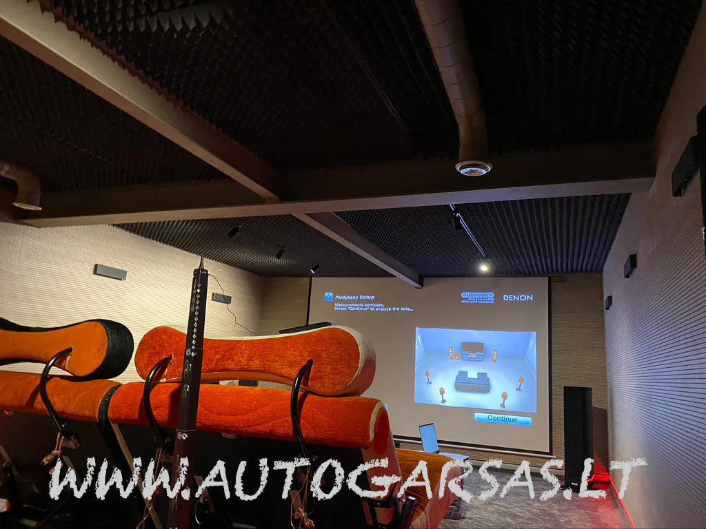 Namų kinas Autogarsas 102