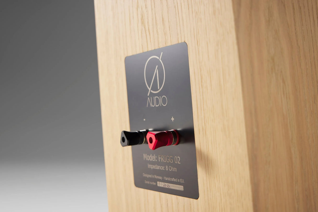 Ø Audio FRIGG 02, grindinės garso kolonėlės (įvairių spalvų)