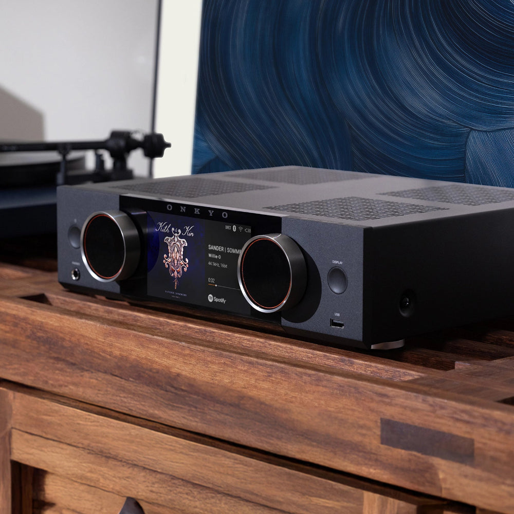Onkyo Muse Y-50, tinklo grotuvas ir integruotas stereo stiprintuvas, 250W - ekranas su muzikos informacija ir valdymo ratukai