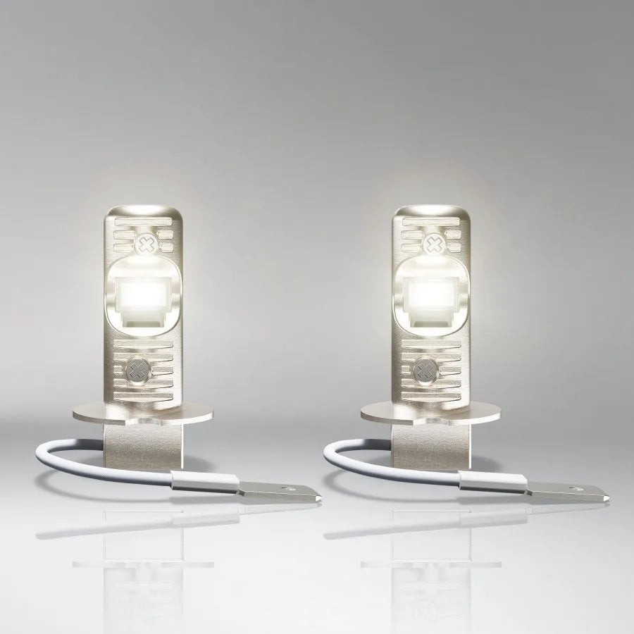 Osram LED pagrindinės šviesos H3, 6500K, 2vnt, 64151DWESY-HCB - šoninis vaizdas su laidais ir jungtimis