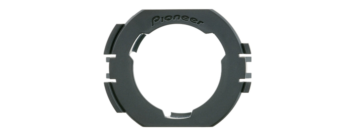 Pioneer 13cm 2-TIE ERILLISSARJA TS-130Ci - Montavimo žiedas su "Pioneer" logotipu