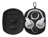 Pioneer DJ - HDJ-HC02 ausinių dėklas - Atidarytas dėklas su ausinėmis ir laidu