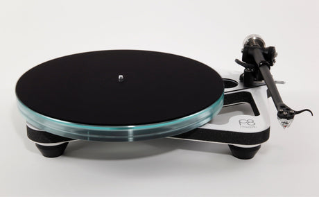 Rega Planar 8, patefonas su išoriniu maitinimo šaltiniu