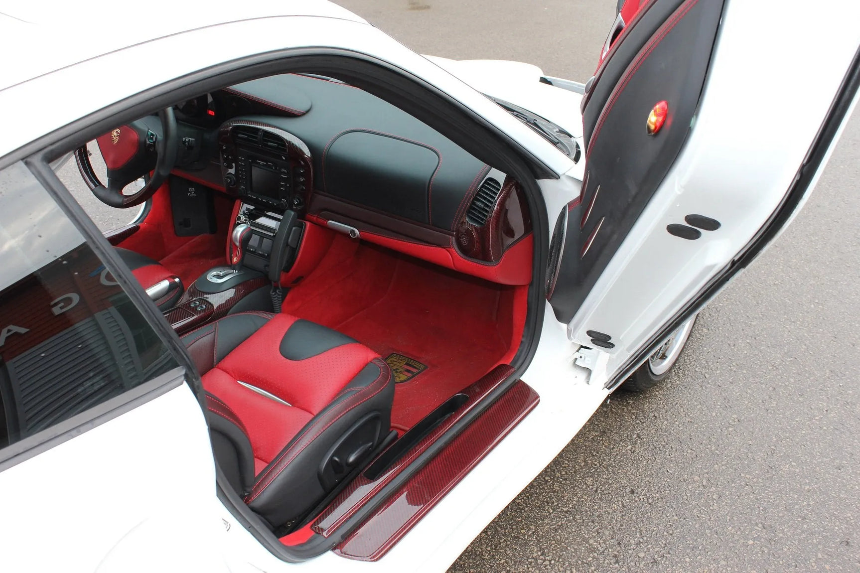 Porsche 911 garso aparatūra