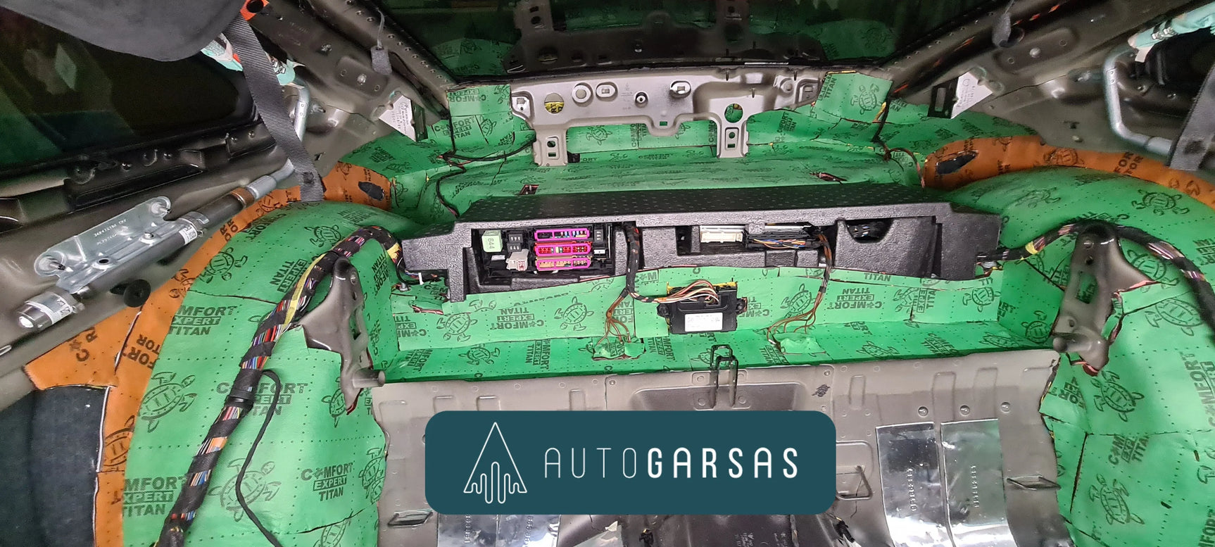 Porsche Carrera 911 - Pilna automobilio garso izoliacija 2024m