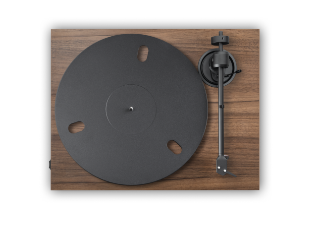 Pro-Ject E1.2, patefonas su Pick it MM E galvute ir aliuminio disku