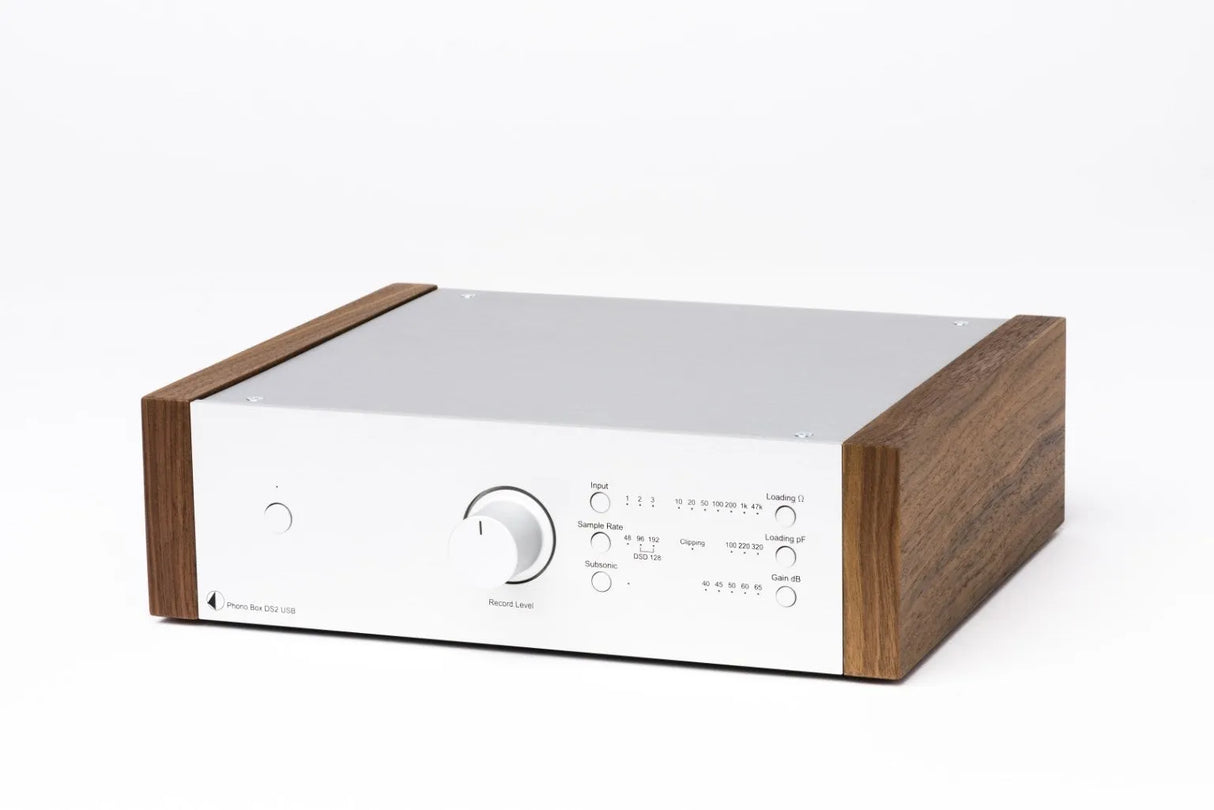 Pro-Ject Phono Box DS2 USB, pradinis stiprintuvas su Hi-Res USB sąsaja - Mediniai šoniniai skydeliai, valdymo mygtukai