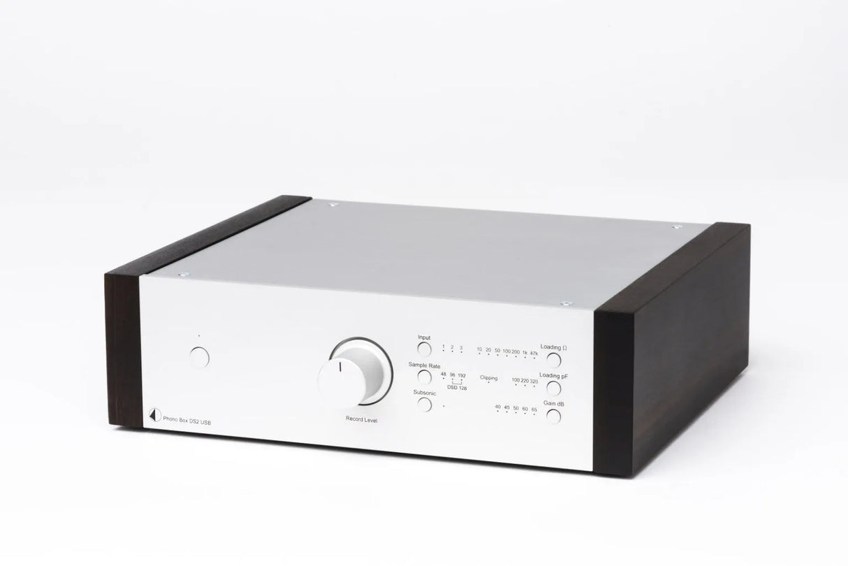 Pro-Ject Phono Box DS2 USB, pradinis stiprintuvas su Hi-Res USB sąsaja - Priekinė panelė su valdymo elementais