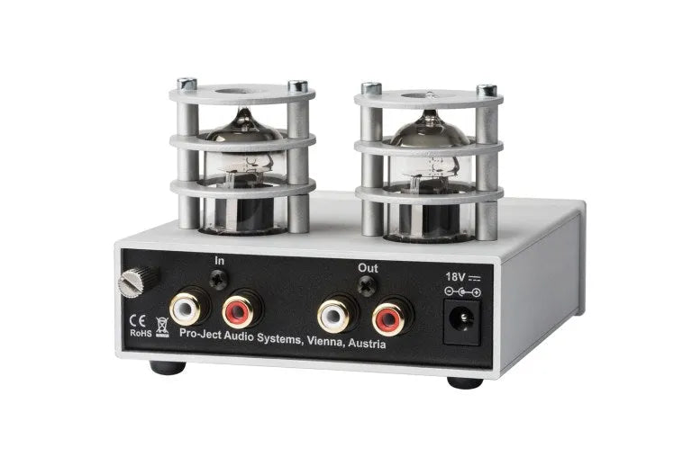 Pro-Ject Tube Box S2, Pradinis phono stiprintuvas (įvairių spalvų) - galinė panelė su jungtimis ir lemputėmis